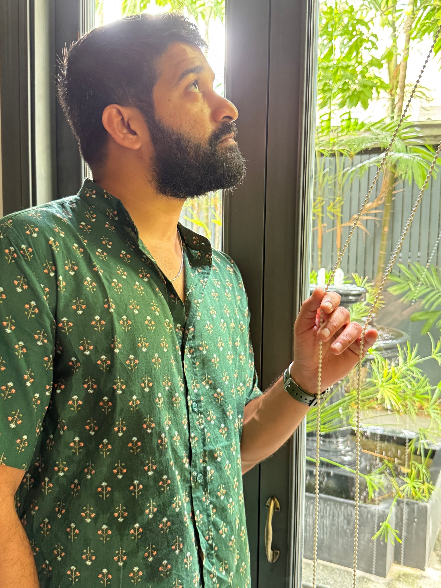 Evergreen Booty Half Sleeve Chinese Collar Shirt