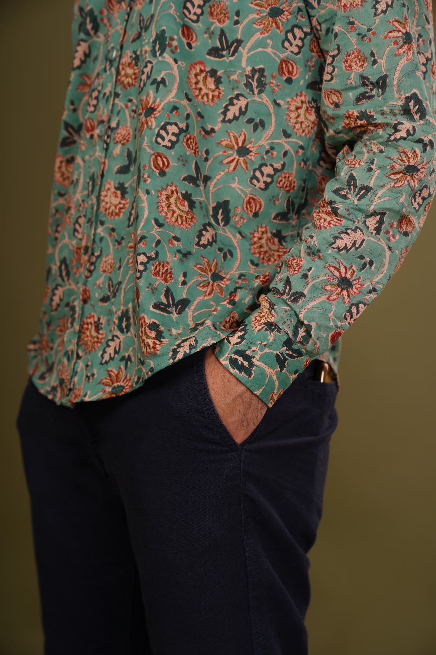 Green Bouquet Slim Fit Full Sleeve Shirt